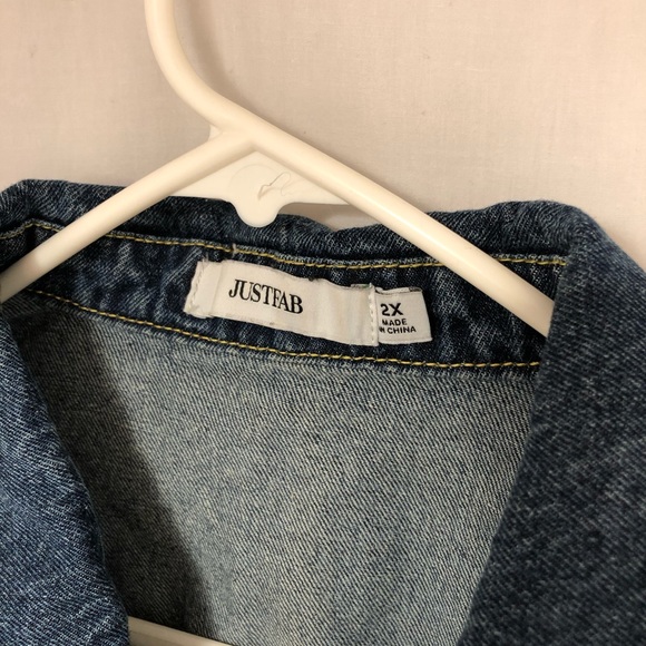Just Fab Dark Wash Jean Jacket 2X - Picture 3 of 10